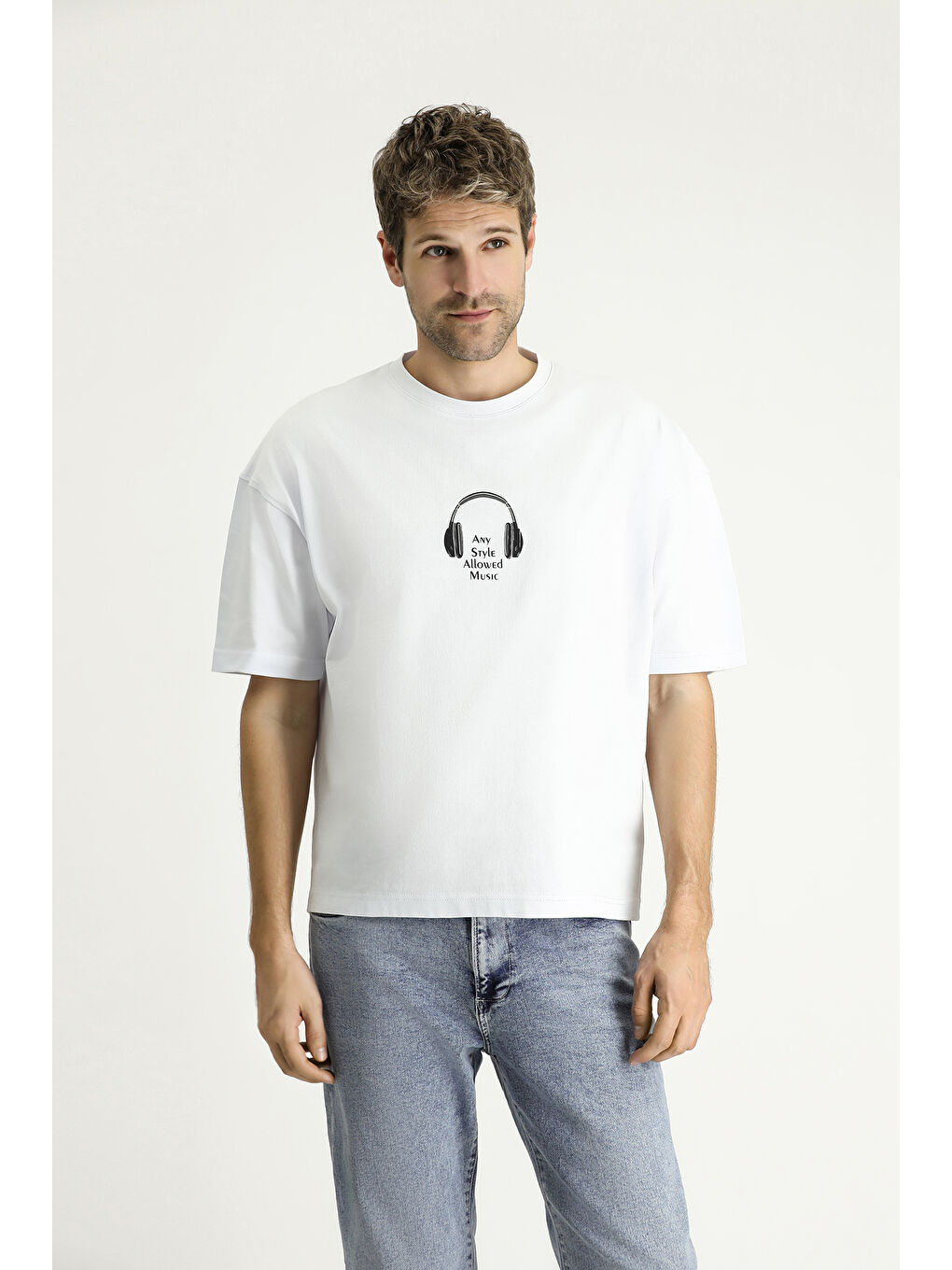 Beyaz Bisiklet Yaka Oversize Baskılı Süprem Pamuk Tişört