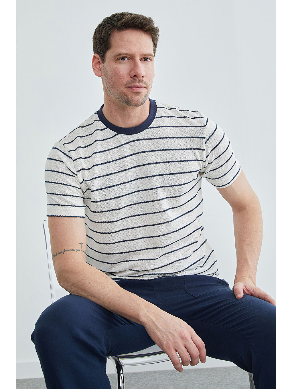 Lacivert Çizgili Bisiklet Yaka Triko Tişört