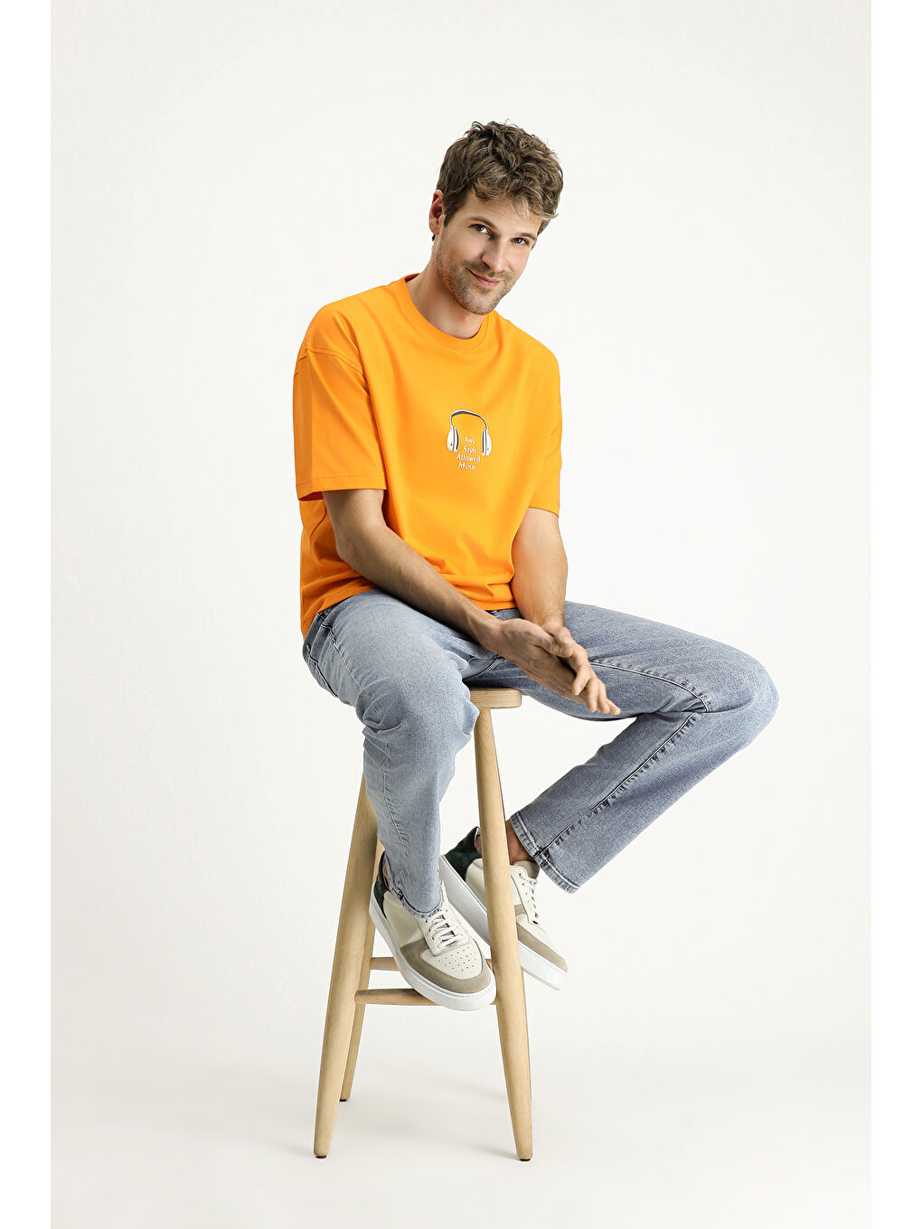 Turuncu Bisiklet Yaka Oversize Baskılı Süprem Pamuk Tişört-2