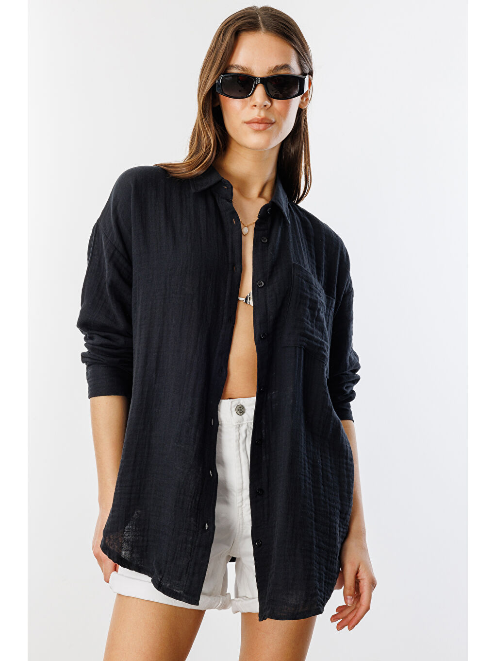 Siyah Oversize Basic Müslin Kadın Gömlek KADIN-MÜSLİN-GÖMLEK