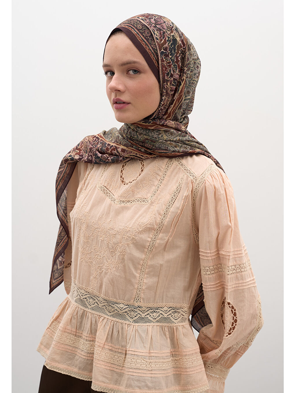 Vanessa Desen Şal Bordo