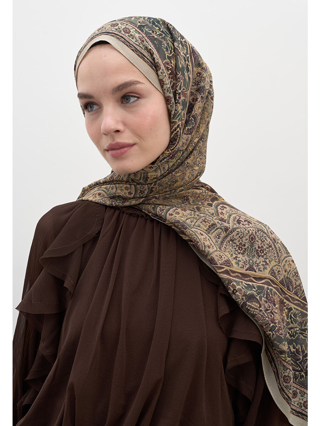 Vanessa Desen Şal Haki-2