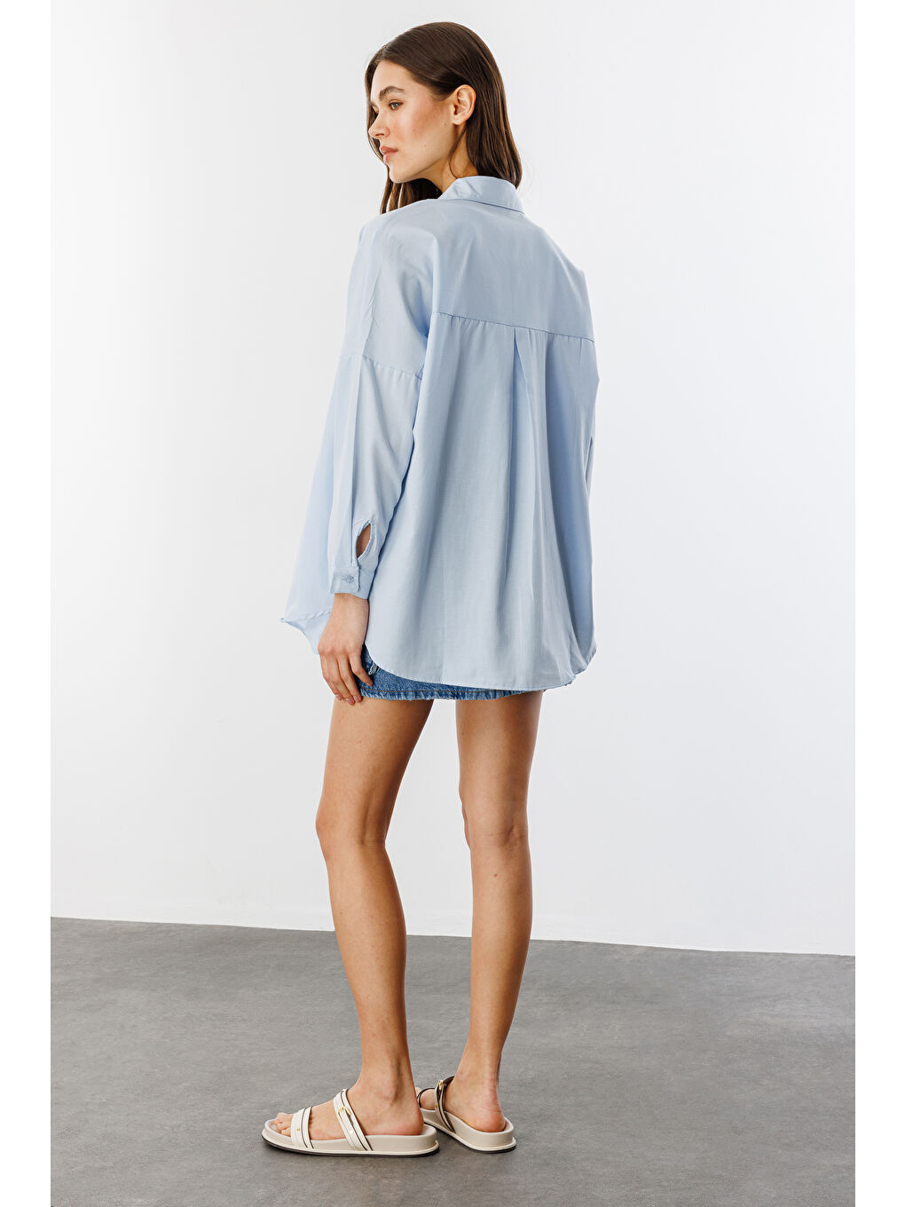 Mavi Oversize Basic Kadın Gömlek KADIN-BASIC-GÖMLEK-1