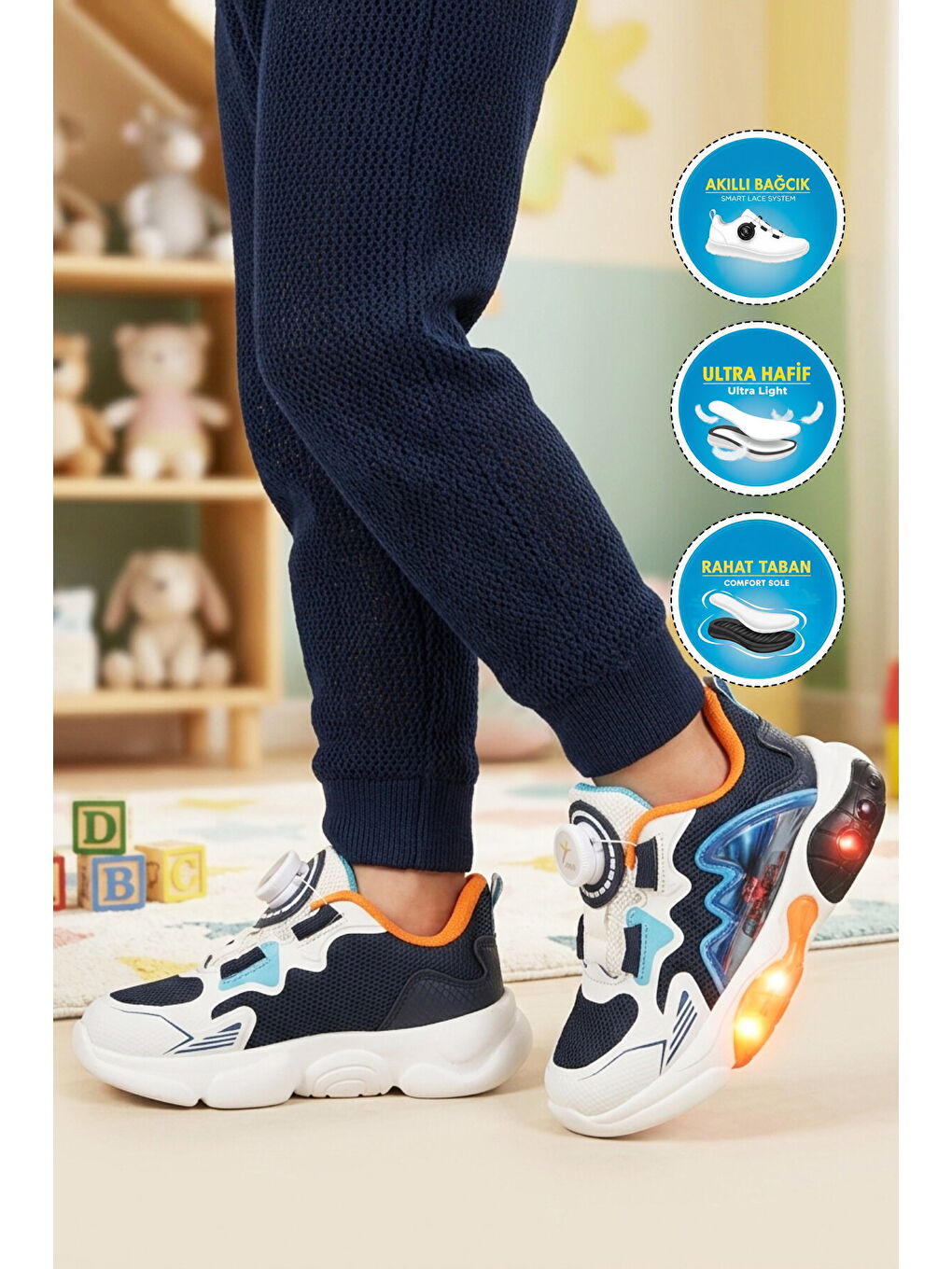 Lacivert Misina Bağcıklı Işıklı Hafif Erkek Çocuk Spor Ayakkabı Remy P-2