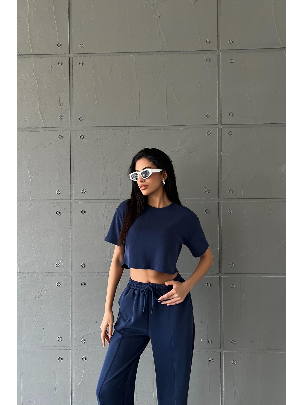 Lacivert Ultra Yumuşak Dokunuş: Modal Crop Top Serisi Kadın Tişört @savona-7