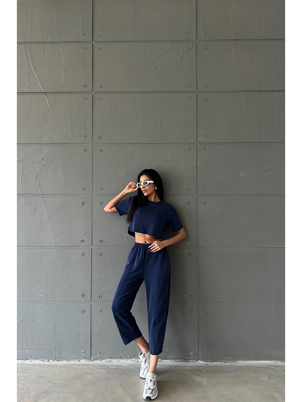 Lacivert Ultra Yumuşak Dokunuş: Modal Crop Top Serisi Kadın Tişört @savona-8