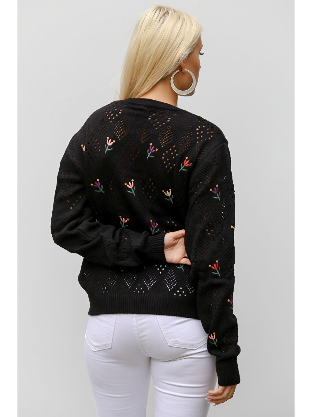 Kadın Siyah Uzun Kol Çiçekli Nakışlı Regular Standart Casual Akrilik Triko Kazak-6