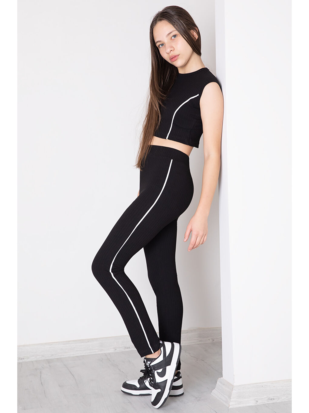 Siyah Kız Çocuk Tatylı Croplu 2'li Takım 20242