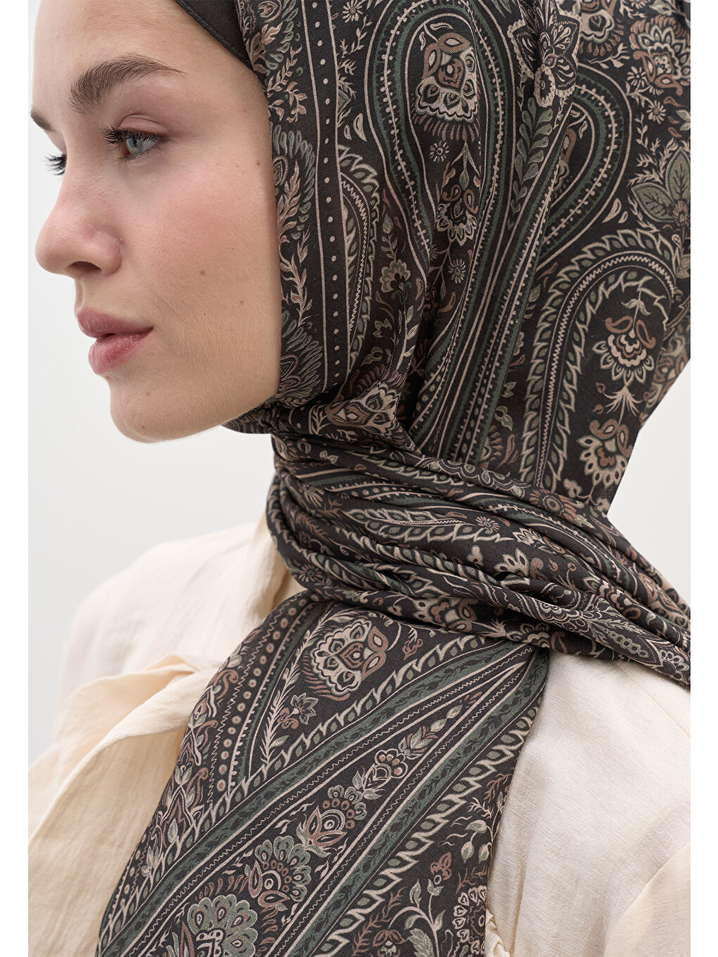 Kahverengi Petra Desen Şal Duman-3