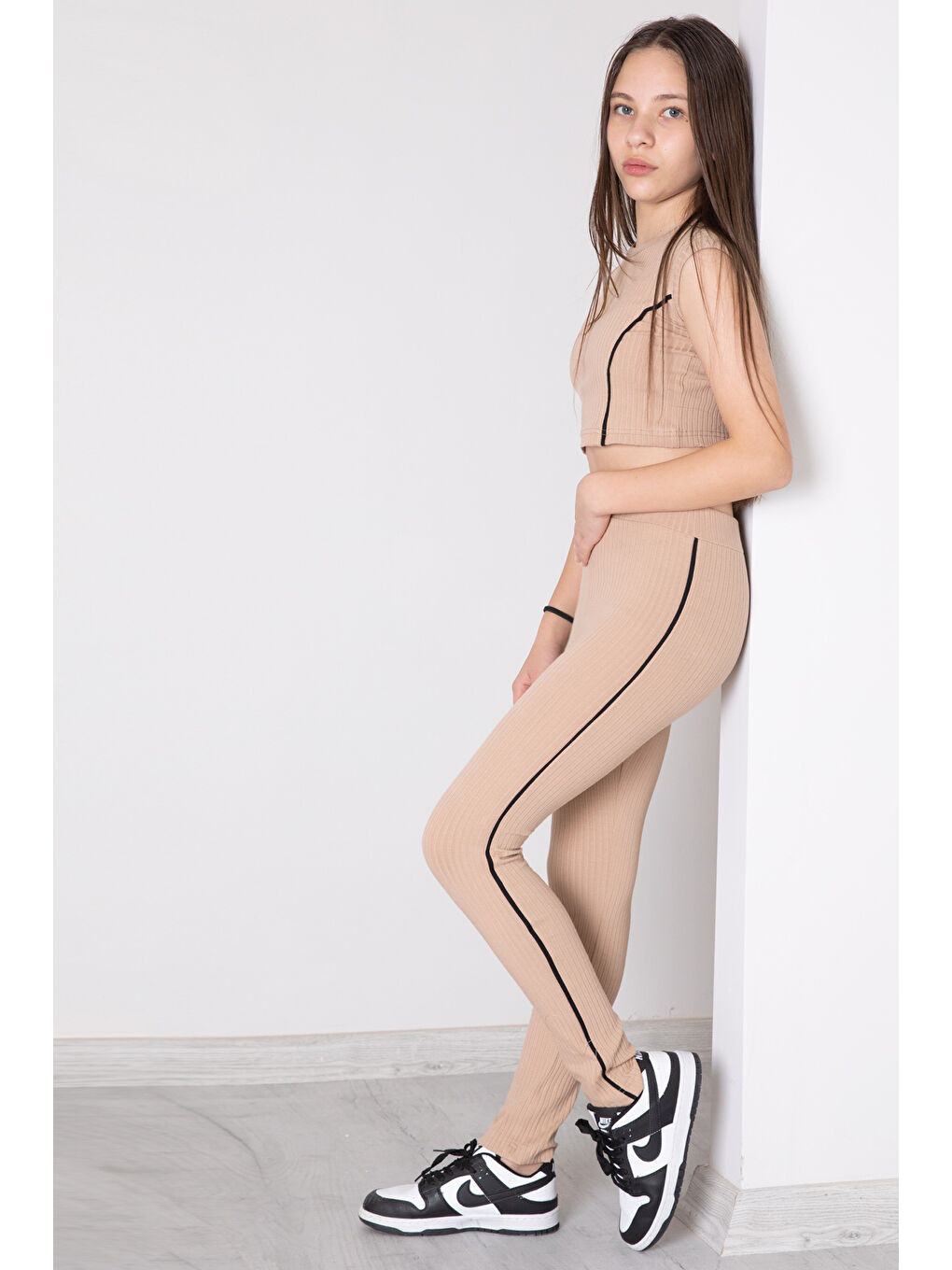 Koyu Bej Kız Çocuk Tatylı Croplu 2'li Takım 20246-2