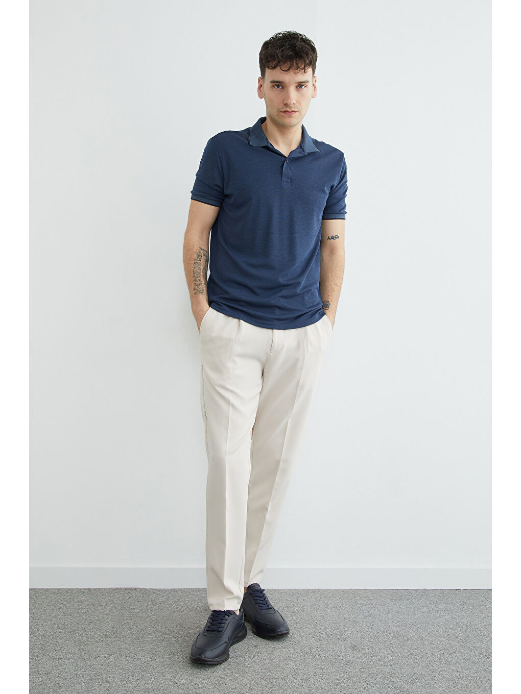 Lacivert Ribanalı Polo Yaka Tişört-3