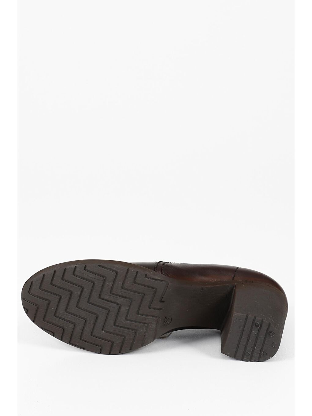 Kahverengi KAHVERENGİ  Hakiki Deri Yuvarlak Burun Kalın Orta Topuklu Kauçuk Taban Lastikli Kadın Ayakkabı 24038-6