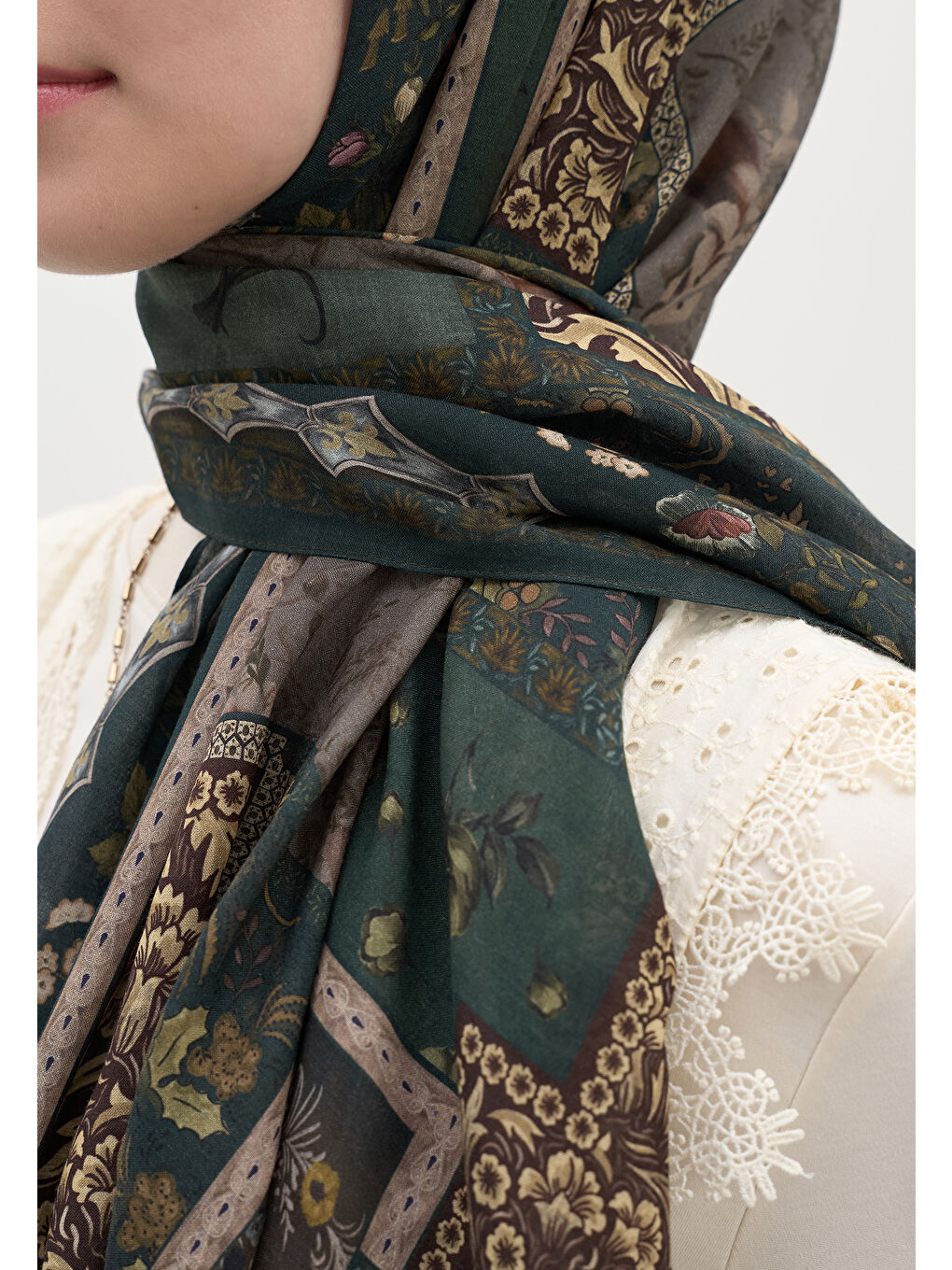 Wıld And Pure Desen Şal Koyu Yeşil-3