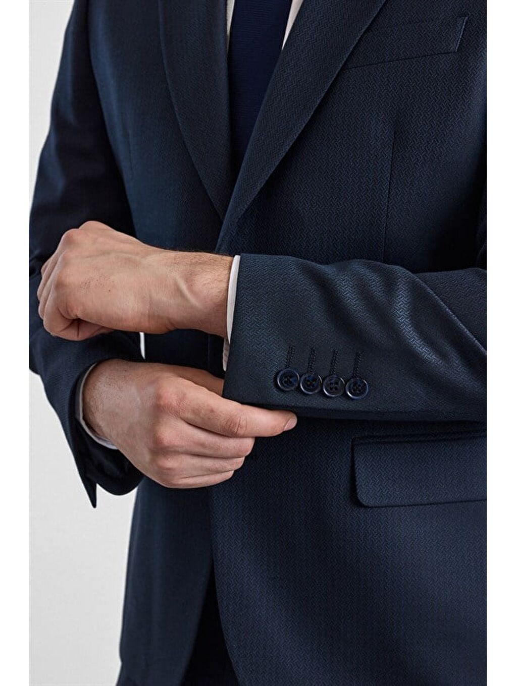 Lacivert Slim Sivri Yaka Kazayağı Armürlü Kapaklı Cep Standart 6 Drop Takım Elbise-3