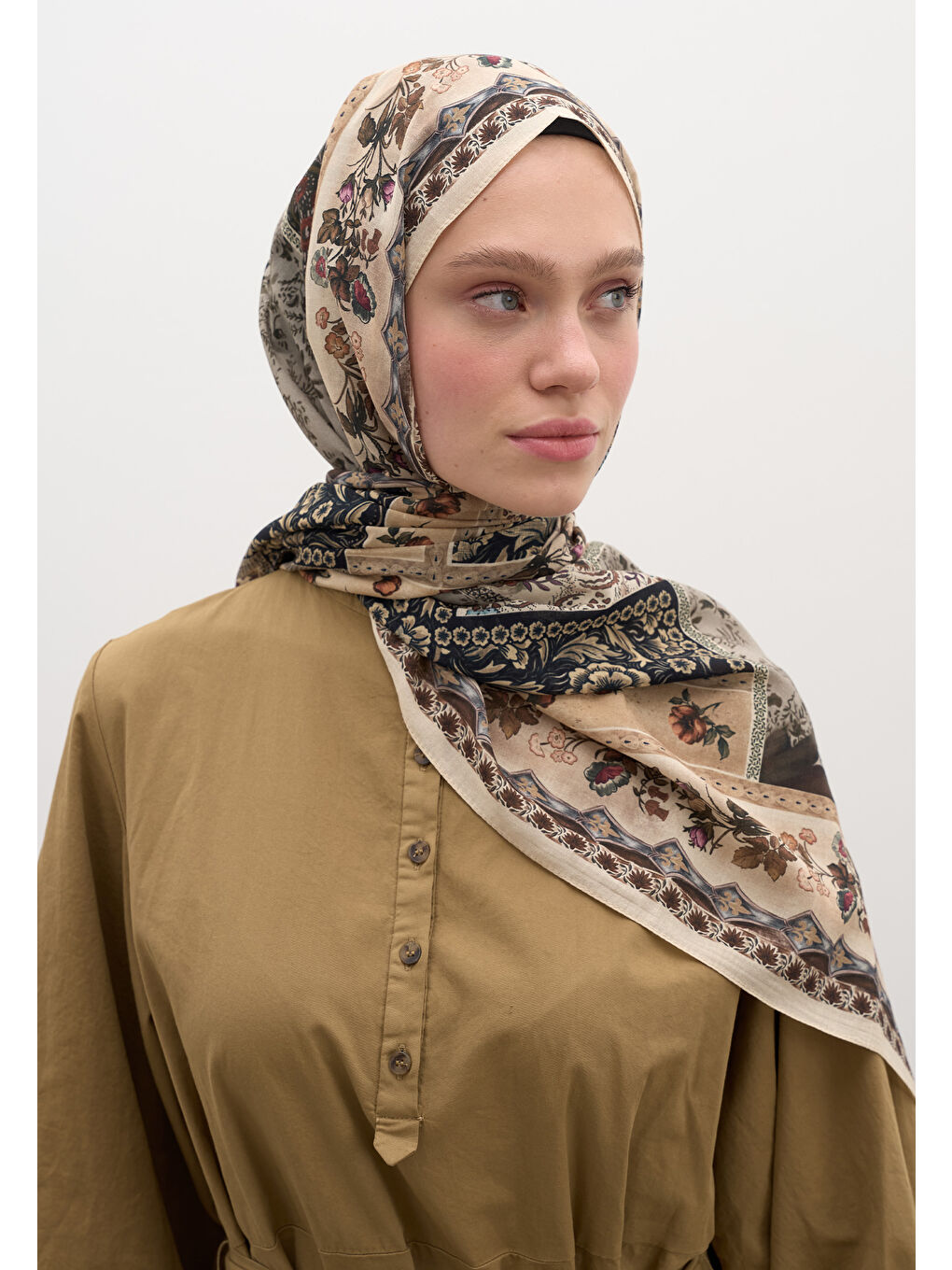 Wıld And Pure Desen Şal Bej-1