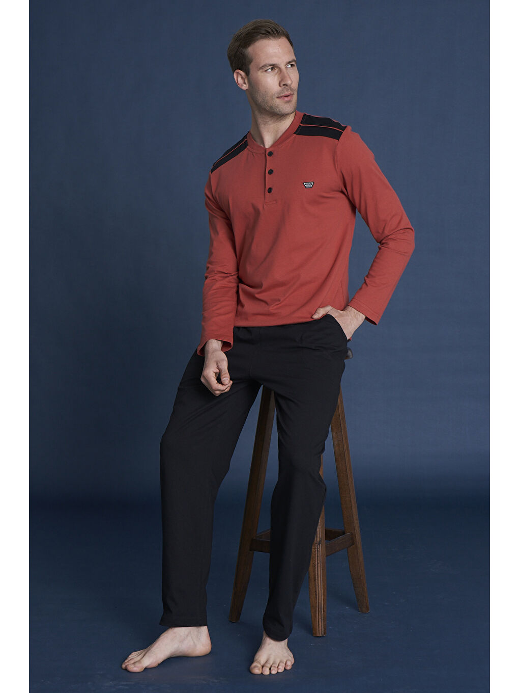 Siyah Erkek Penye Yarım Düğme Detay Uzun Kol Pijama Takımı 2124 Kiremit01-2