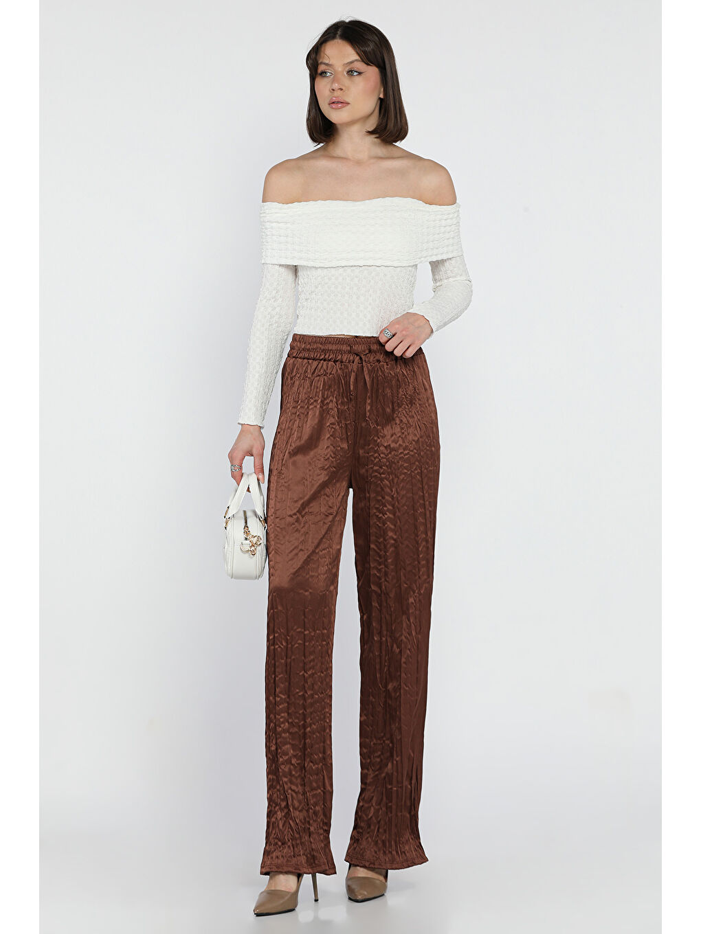 Kahverengi Kadın Bel Lastikli Yüksek Bel Saten Pileli Pantolon