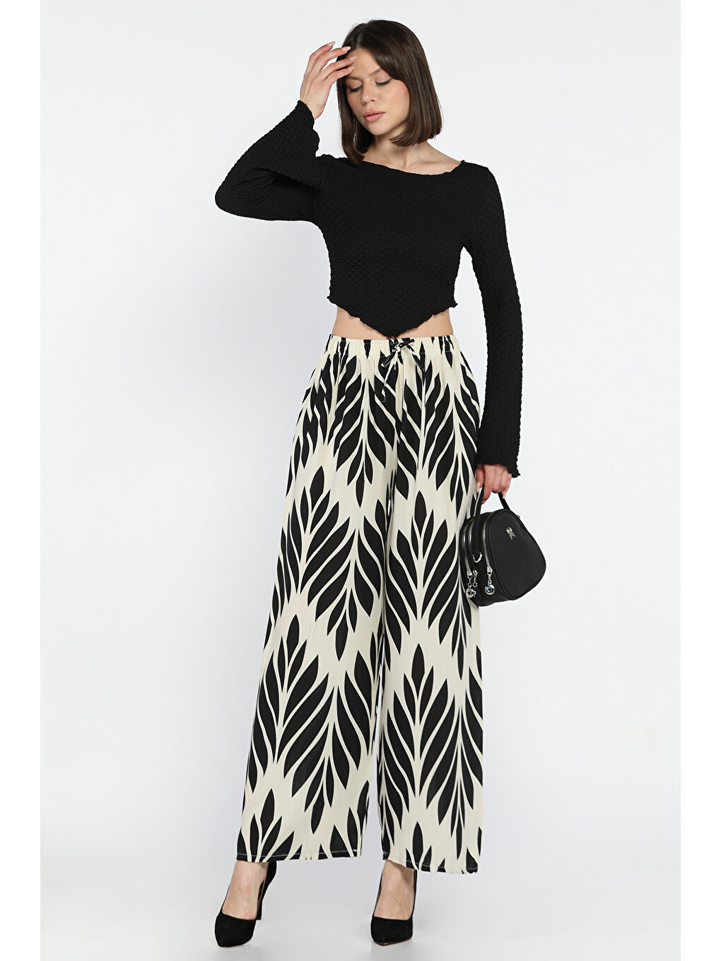 Siyah Kadın Viskon Yürüyüş Pantolonu-1