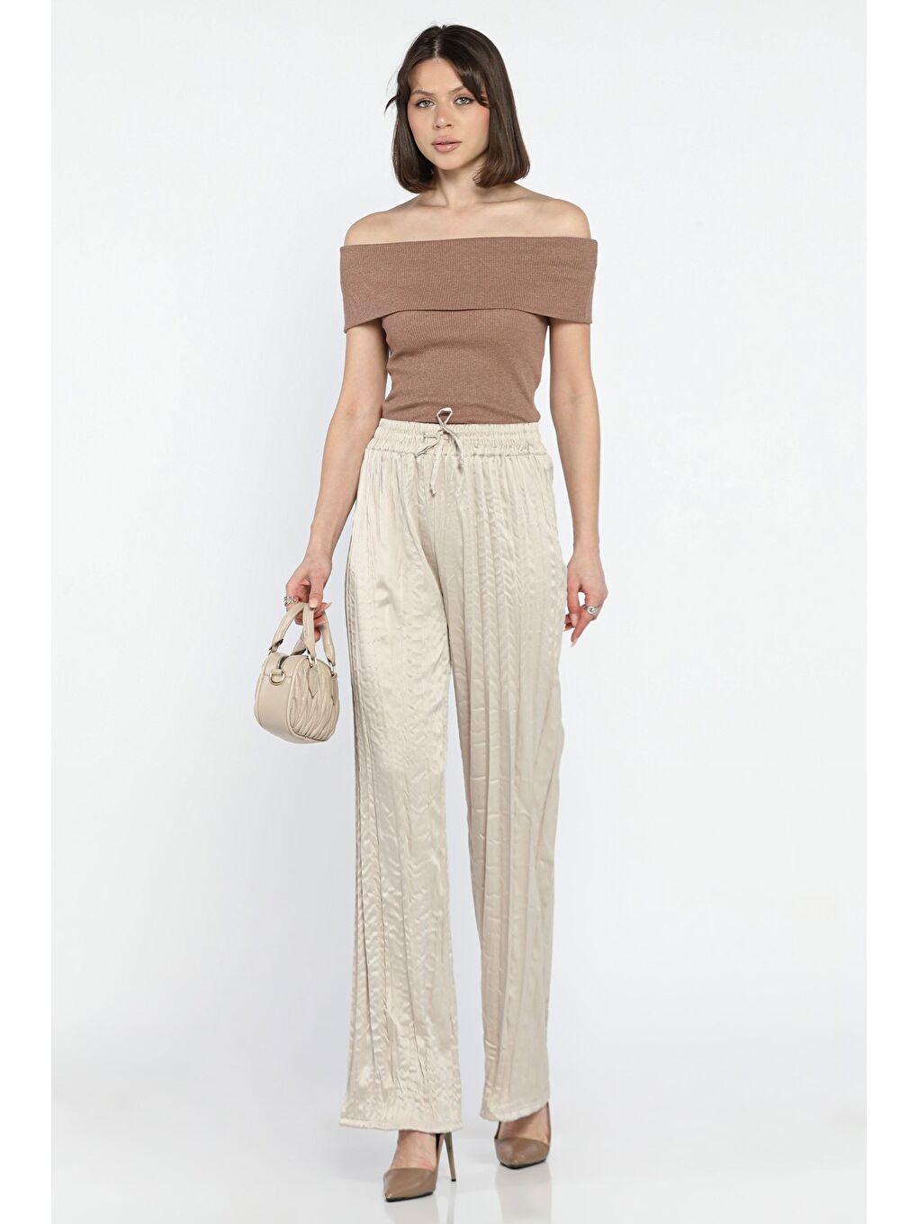 Bej Kadın Bel Lastikli Yüksek Bel Saten Pileli Pantolon-1