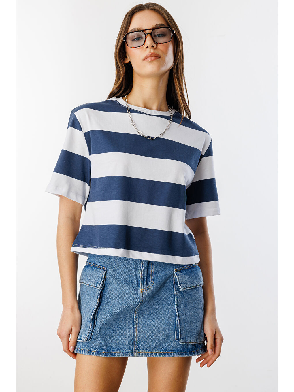 Lacivert Boxy Fit Bisiklet Yaka Çizgili Basic Kısa Kollu Tişört CROP-ÇİZGİLİ-2