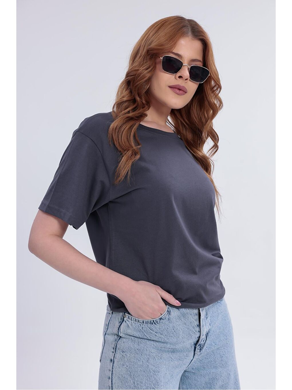Antrasit Kadın Basic Rahat Kalıp Elastanlı 30/1 Süprem Tişört-380-2
