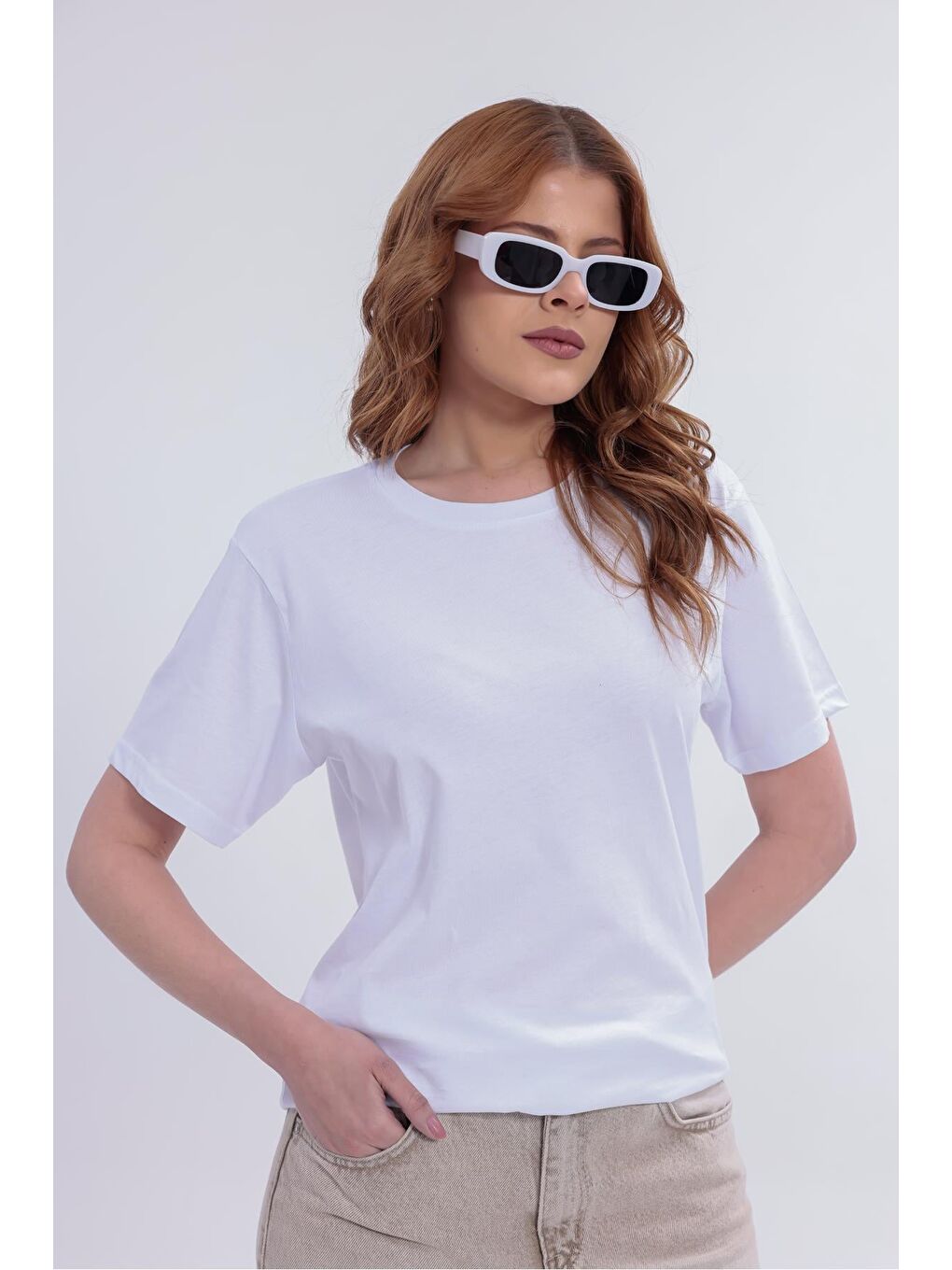 Beyaz Kadın Basic Rahat Kalıp Elastanlı 30/1 Süprem Tişört-380-2