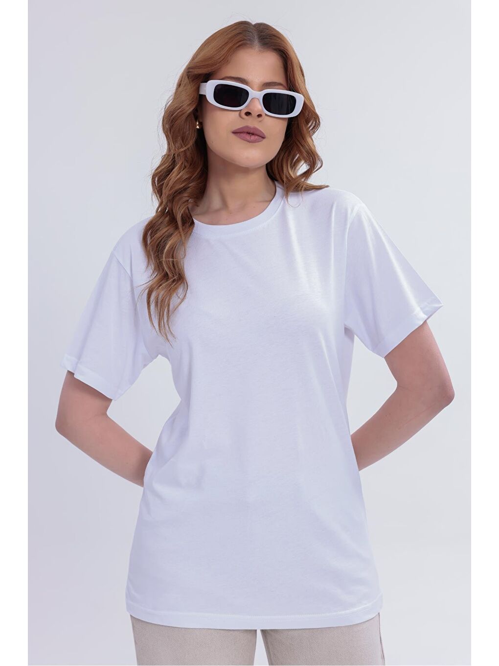 Beyaz Kadın Basic Rahat Kalıp Elastanlı 30/1 Süprem Tişört-380-3