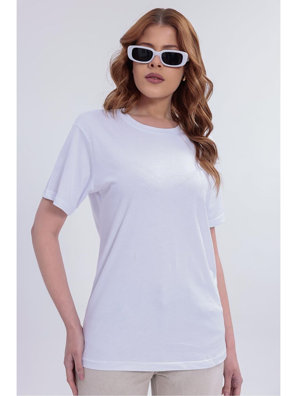 Beyaz Kadın Basic Rahat Kalıp Elastanlı 30/1 Süprem Tişört-380-6