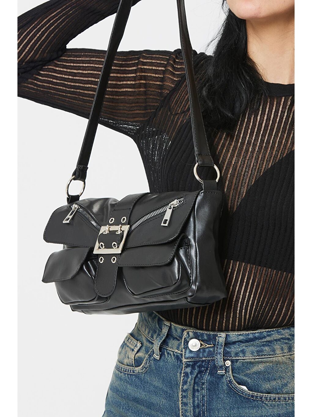 Kemer Detaylı Baget Bruno Kadın Kol Çanta Siyah-1