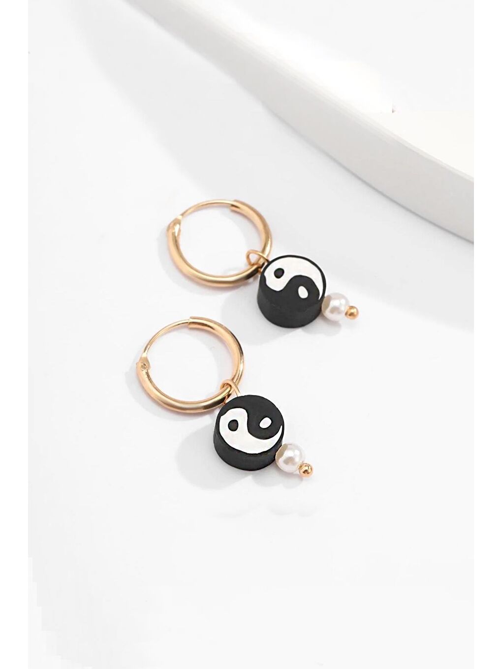 New Obsessions Siyah-Beyaz Peace Ying Yang Küpe