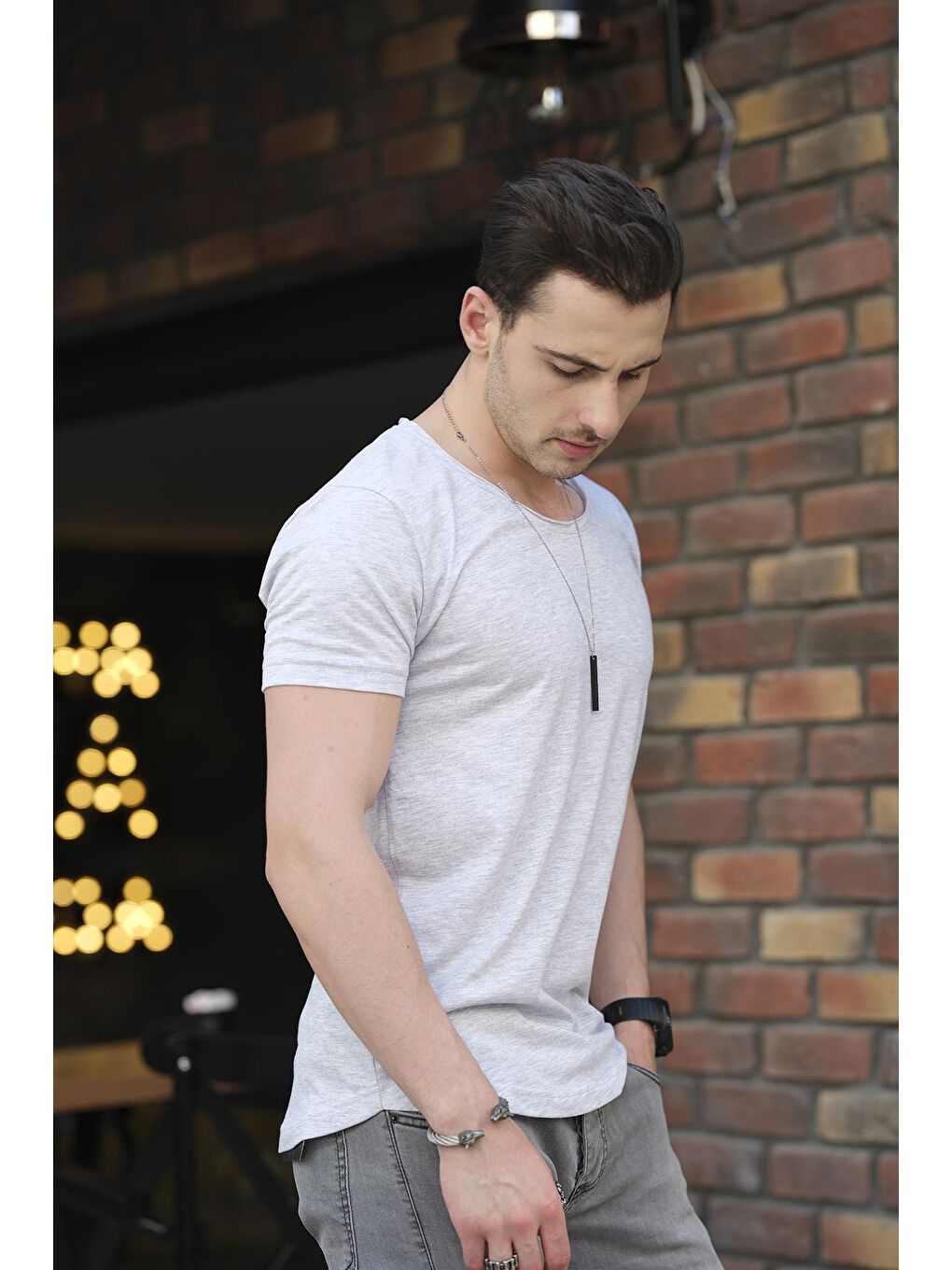 Gri Açık Yaka Slim Fit Tshirt-1