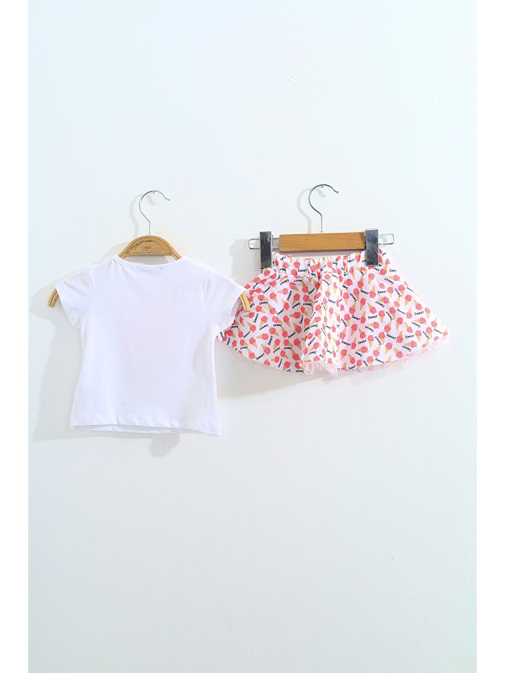 Beyaz Kız Çocuk Pullu Etekli Takım-1