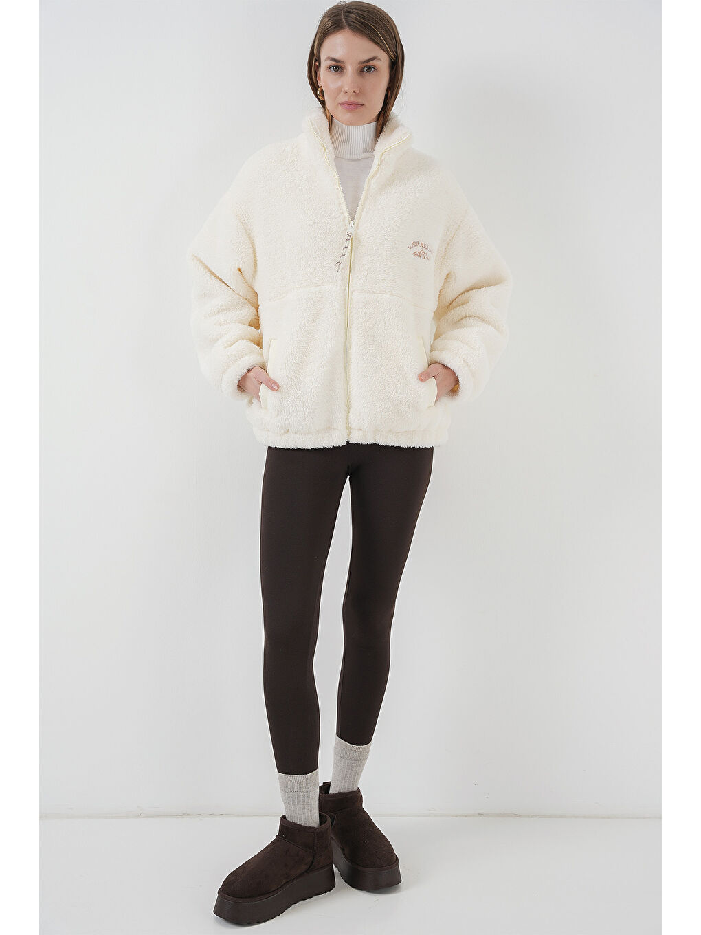 5212 Kadın Oversize Pelüş Ceket Mont   Ekru-2