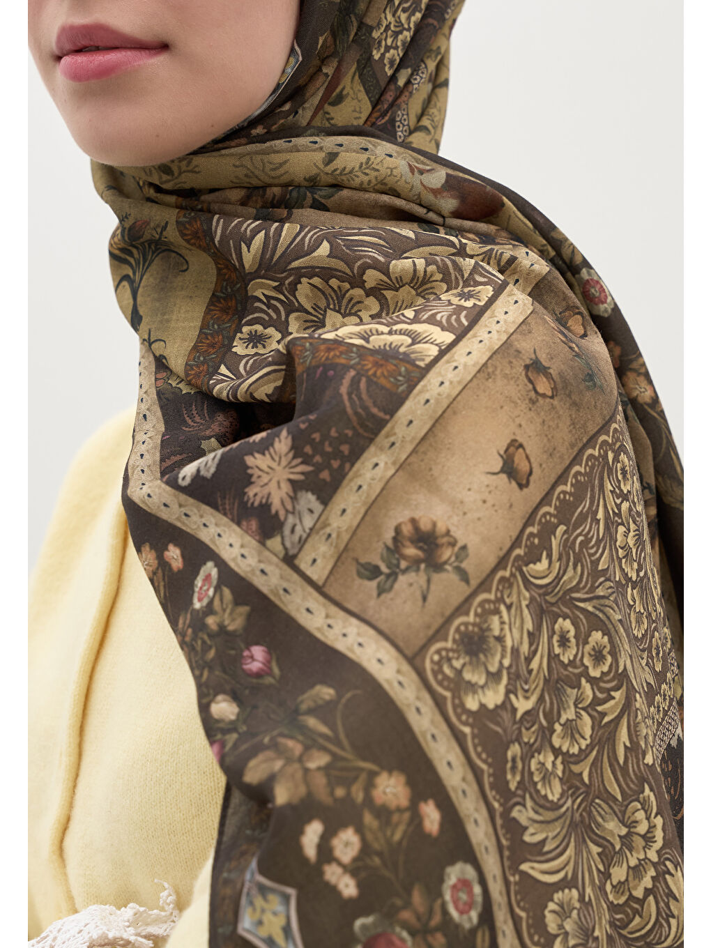 Wıld And Pure Desen Şal Koyu Haki-3