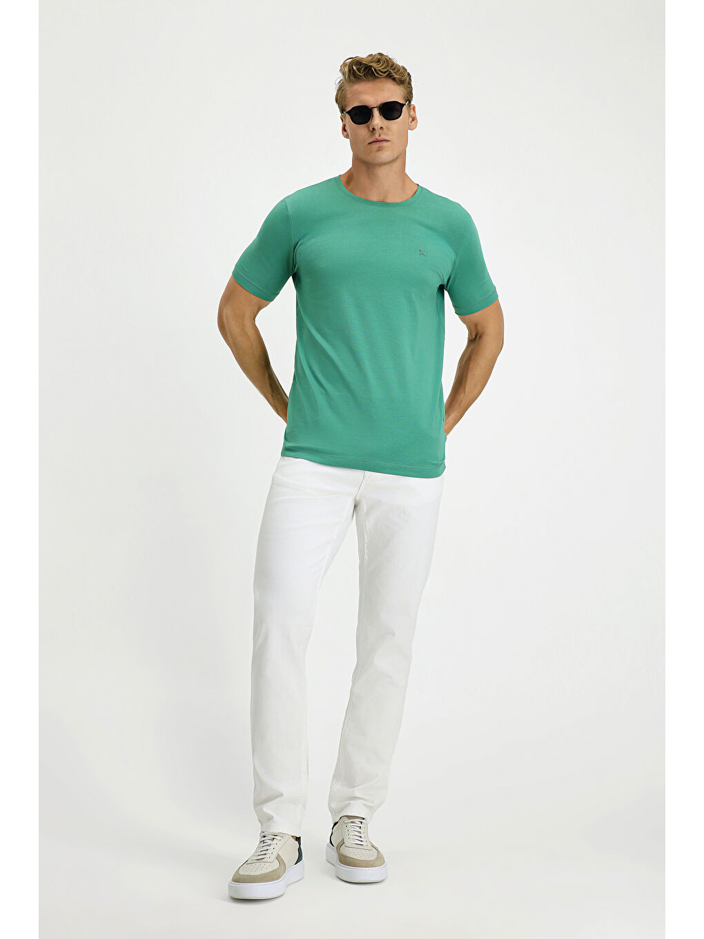 Yeşil Bisiklet Yaka Slim Fit Dar Kesim Süprem Pamuklu Tişört-1