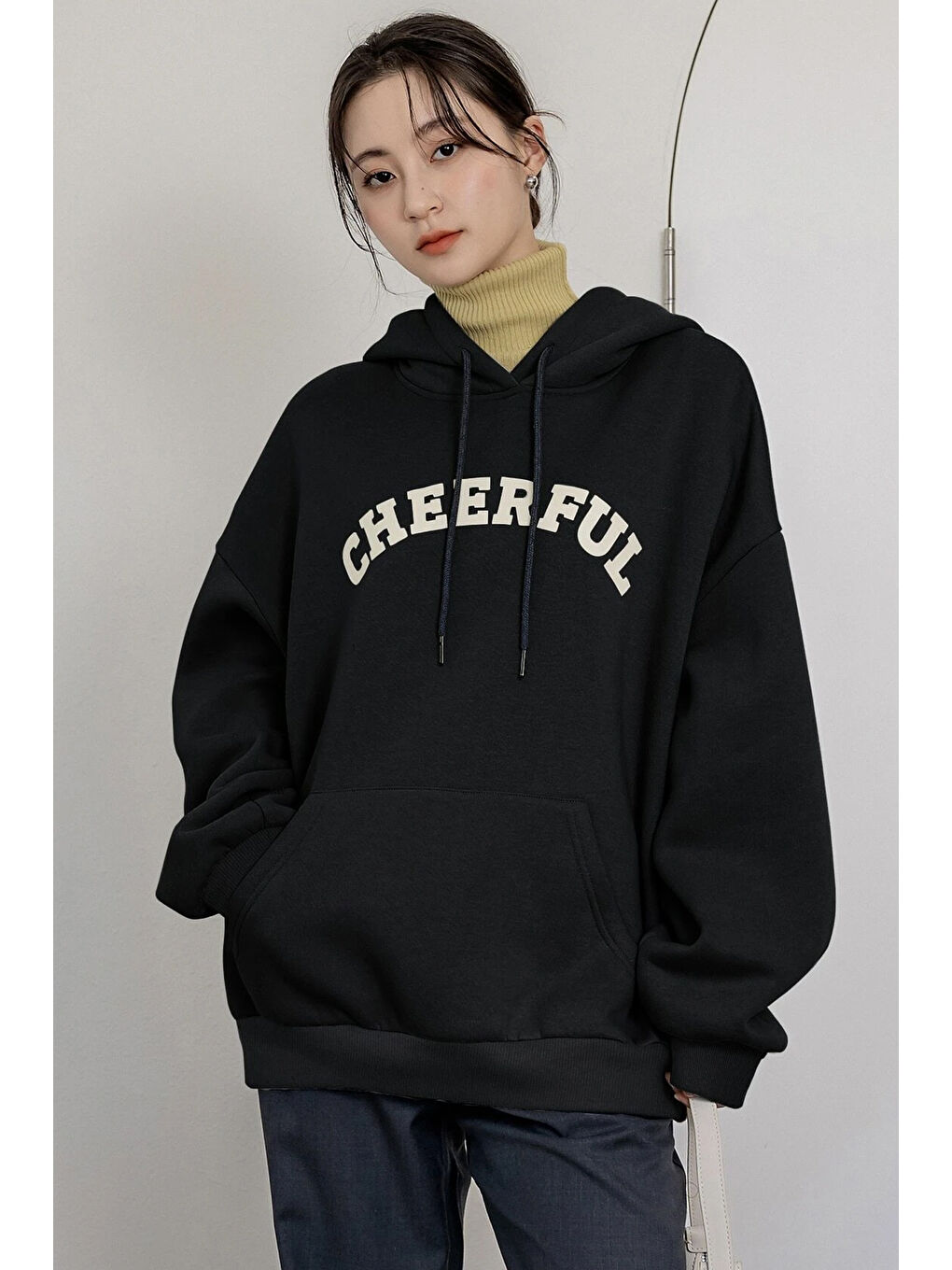 uyguntarz Siyah Unisex Cheerful Baskılı Sweatshirt