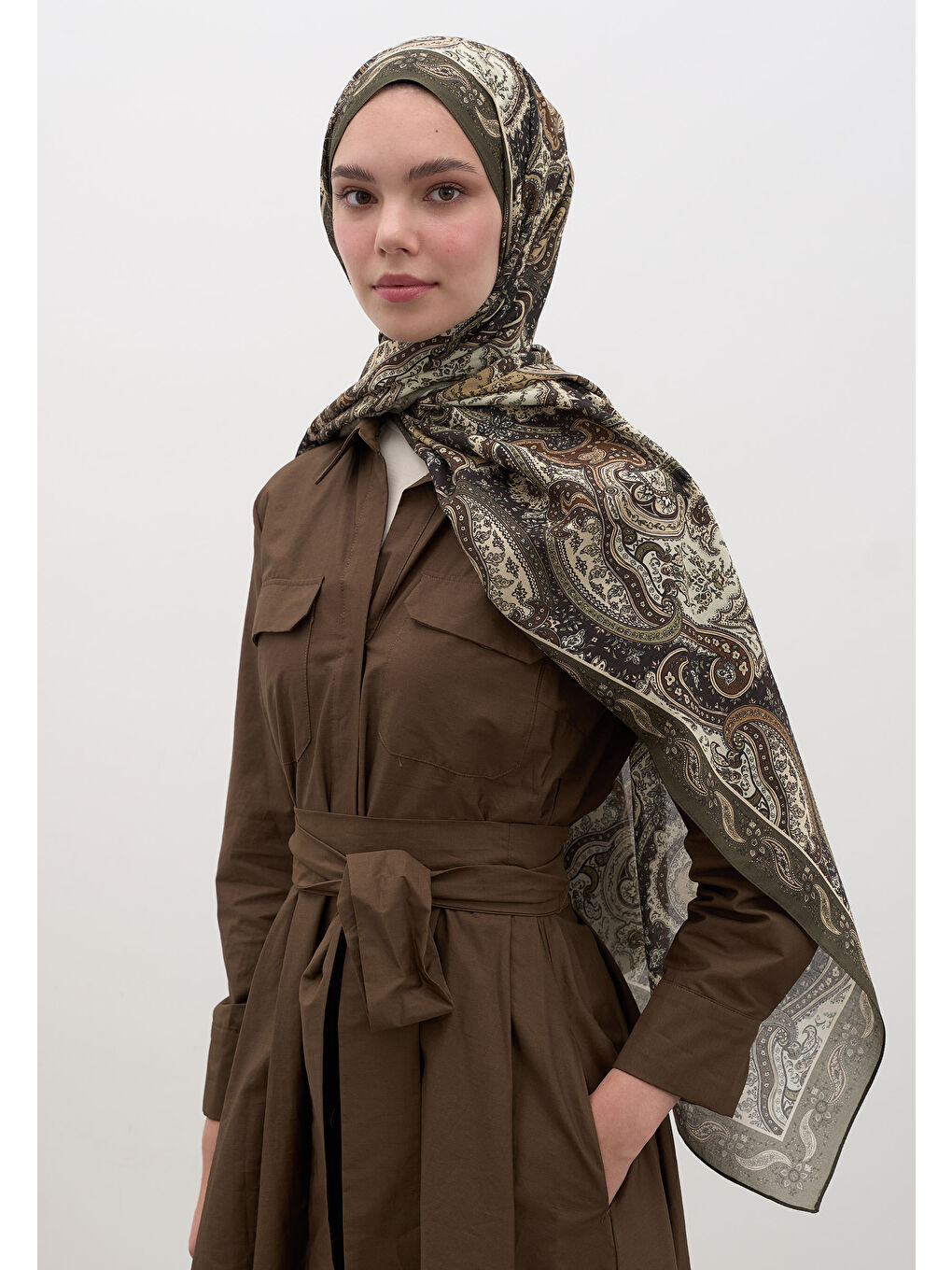 Avery Desen Şal Haki