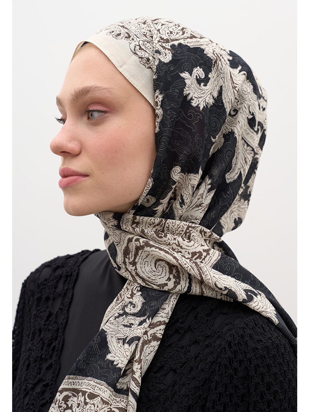 Wıld Paısley Desen Şal Siyah-1