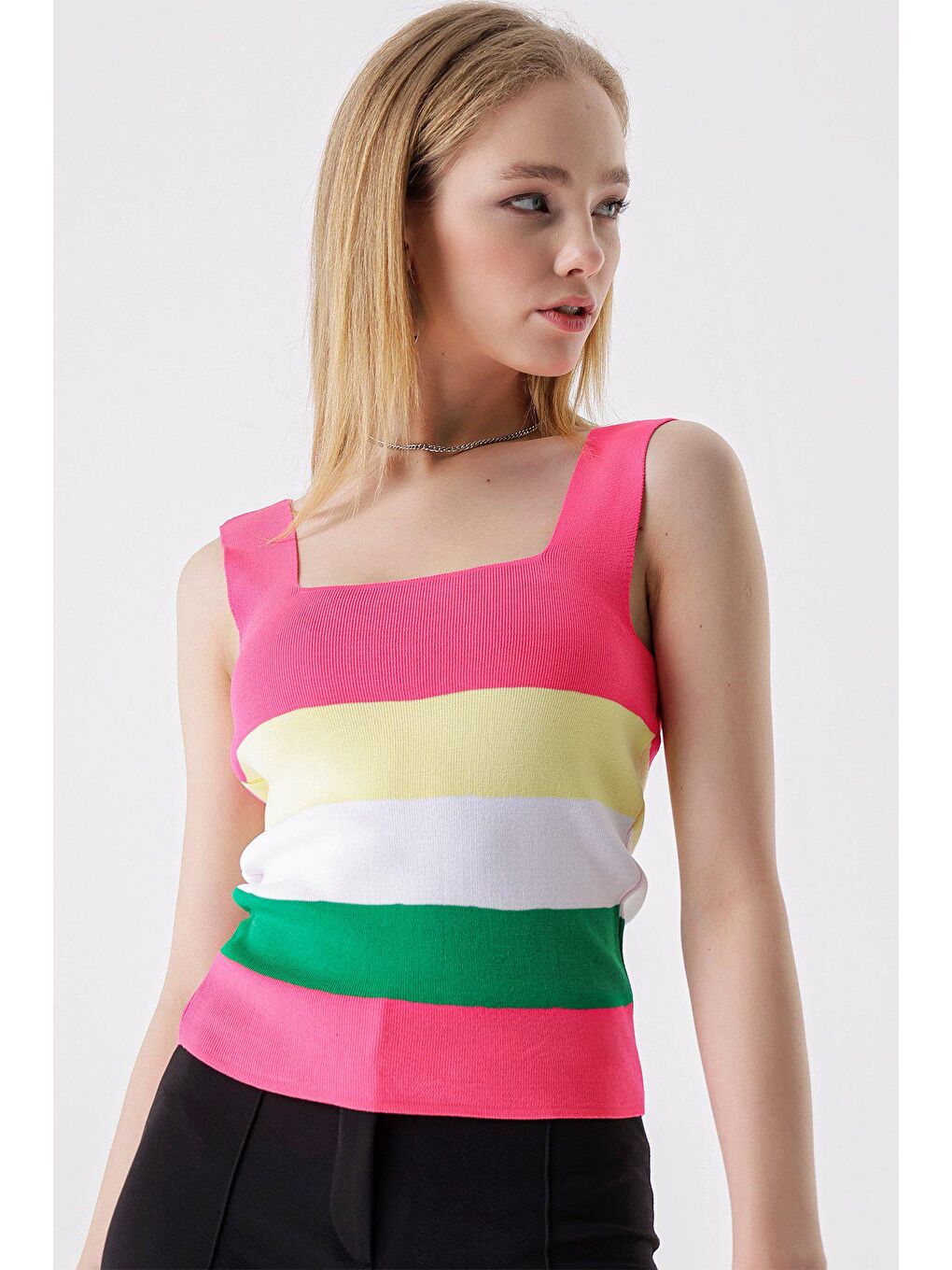 Fuşya Kare Yaka Renkli Çizgili BLUZ-2