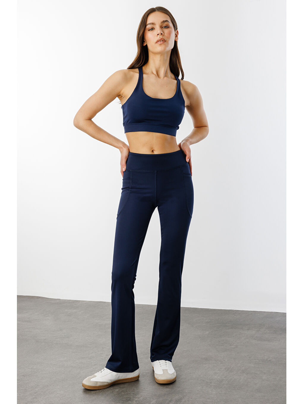 Lacivert Kadın Yüksek Bel Toparlayıcı Çift Cepli Ispanyol Paça Tayt İSPANYOLPAÇA-TAYT