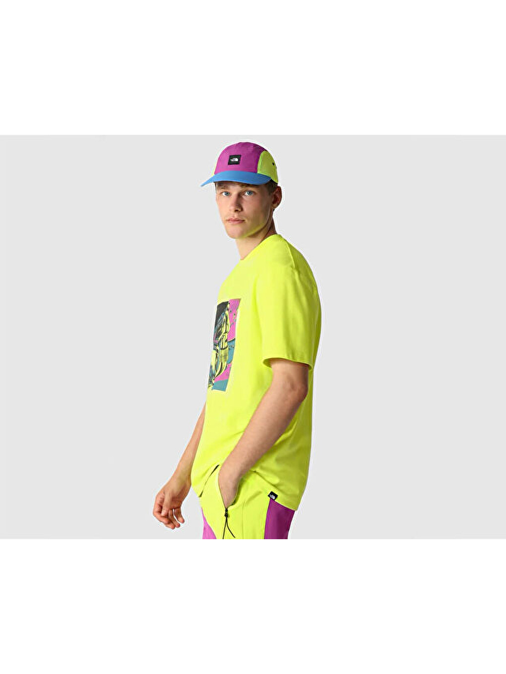 M Graphic T-shirt Erkek Günlük Tişört Nf0a823y8nt1 Yeşil-6