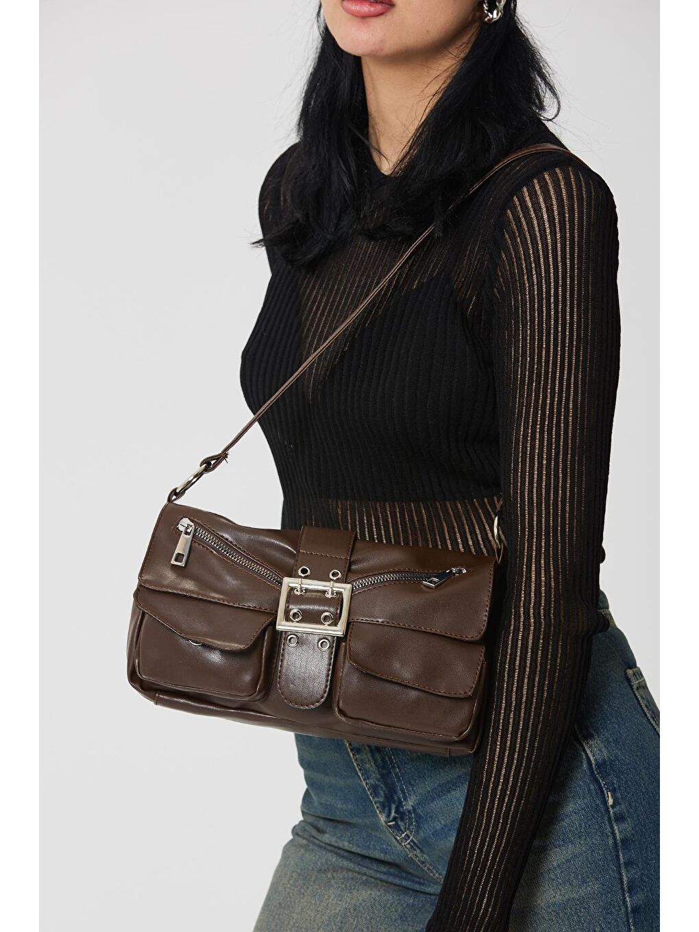 Kemer Detaylı Baget Bruno Kadın Kol Çanta Kahverengi