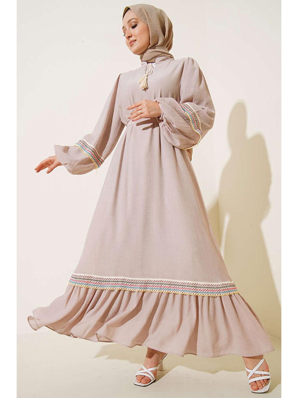 2470 Uzun Tesettür Elbise - Bej