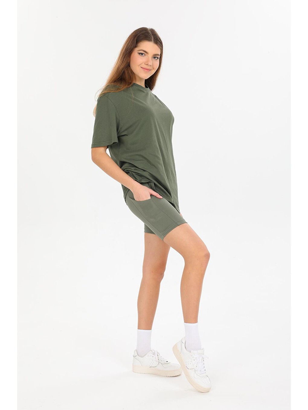 Haki Oversize Fit Pamuklu Kısa Kollu Basic Uniseks Kadın Erkek Unisex Tişört-4