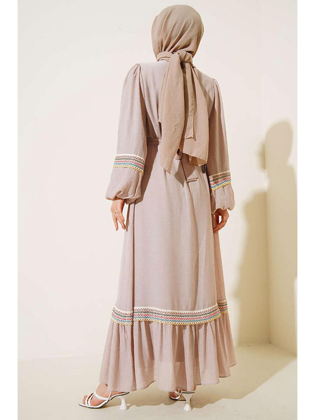 2470 Uzun Tesettür Elbise - Bej-3