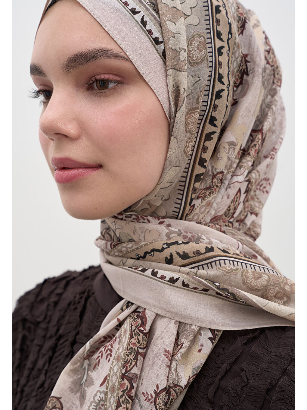 Arıane Desen Şal Bej-2