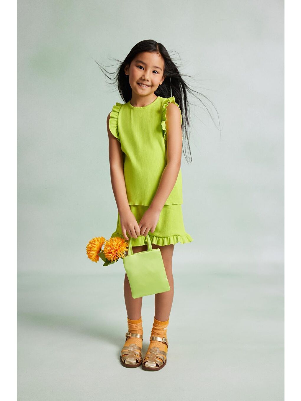 Yeşil Kız Çocuk Fırfır Detaylı Alt Üst Takım