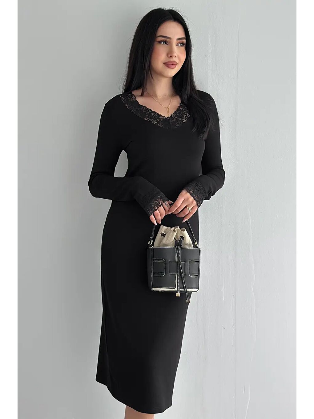 Siyah Kadın Dantel Detaylı V Yaka Elbise – Uzun Kollu Günlük Elbise-4