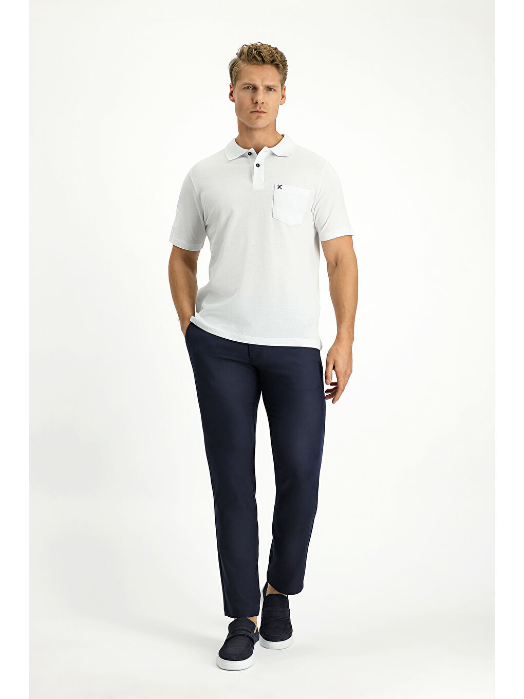 Beyaz Polo Yaka Regular Fit Nakışlı Pamuk %100 Pamuk Tişört-1