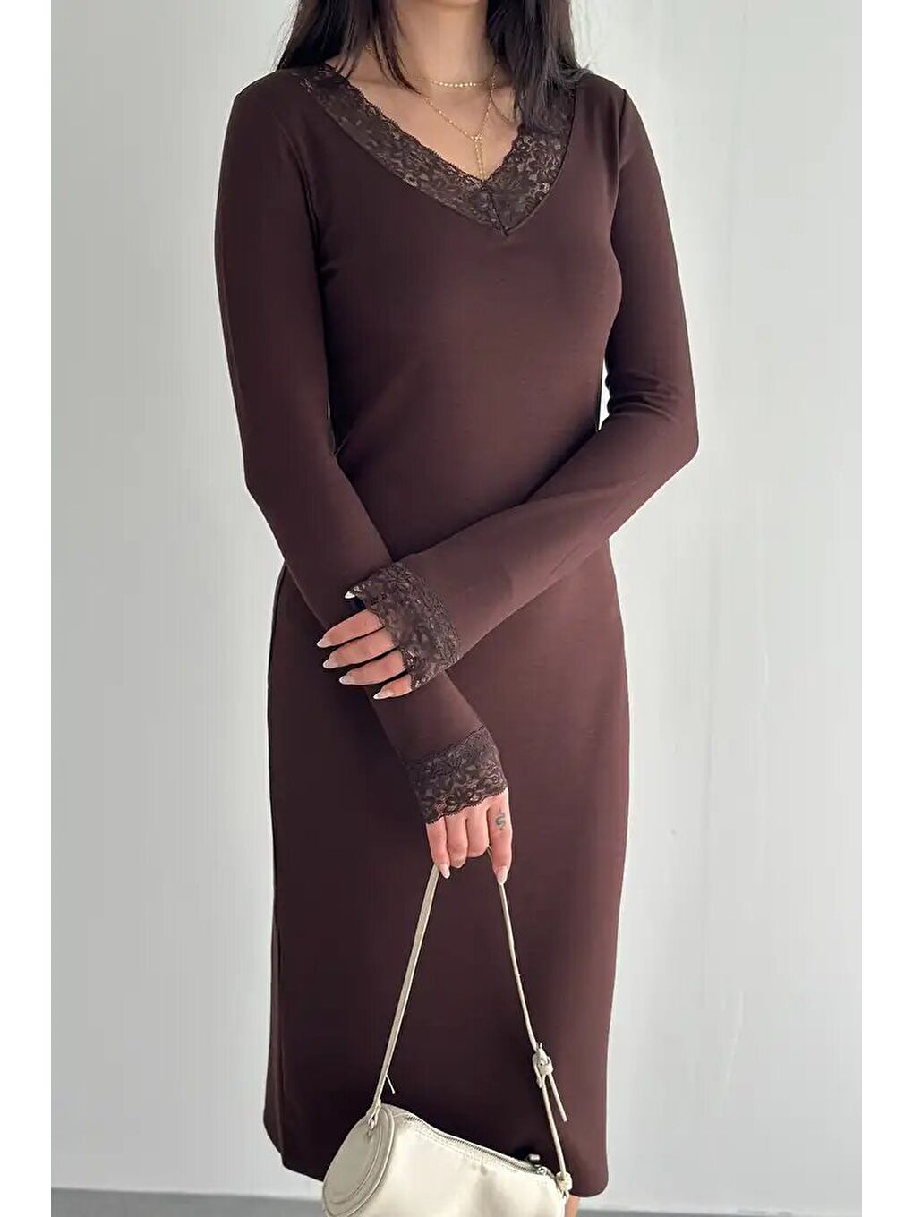 Kahverengi Kadın Dantel Detaylı V Yaka Elbise – Uzun Kollu Günlük Elbise-2